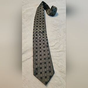 DKNY Men's Silk Necktie, Deep Green, Black. Excellent Condition! Made In USA.